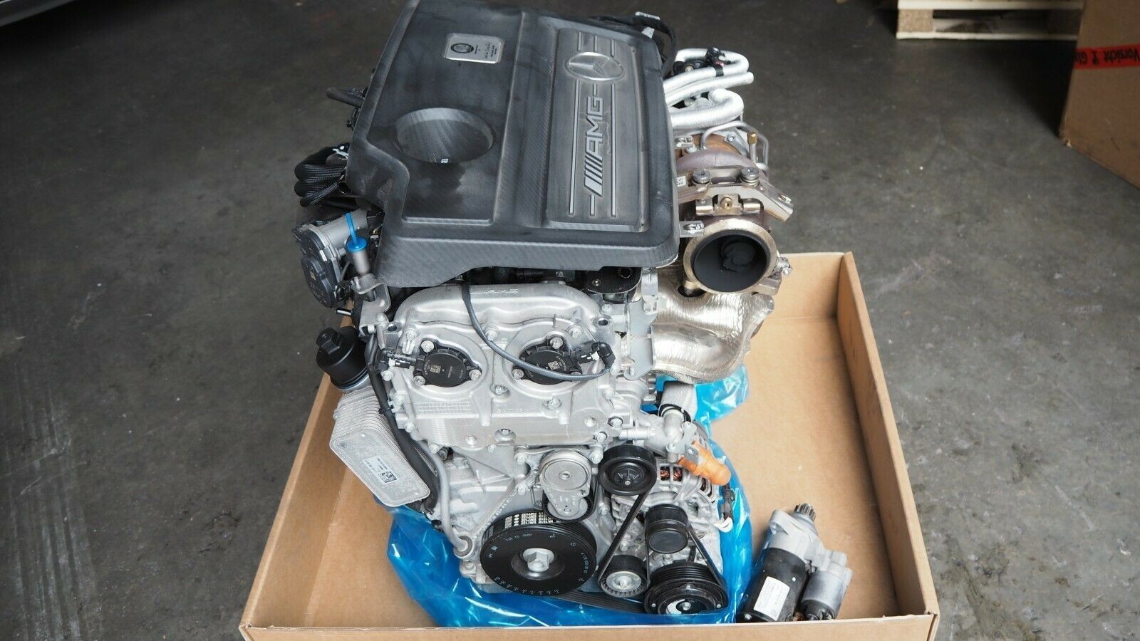 MERCEDES BENZ AMG 2015 M133980 PETROL ENGINE